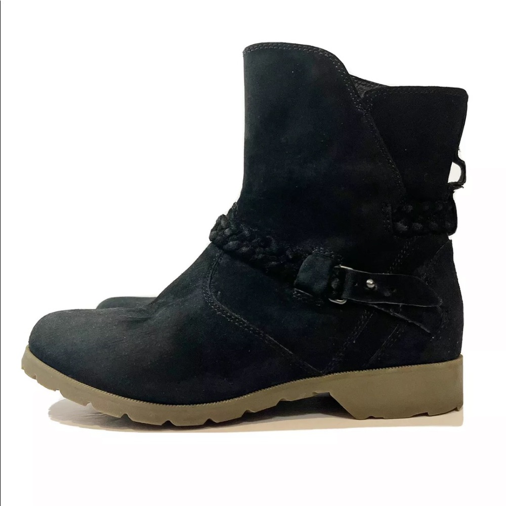Teva Women's De La Vina Low Suede Boot Black Size 6.5